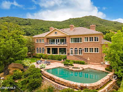 231 Garden Dr Thousand Oaks, CA 91361