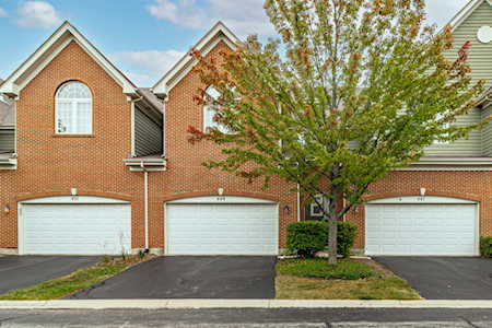 449 W Fairview Circle Palatine, IL 60067