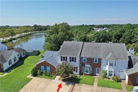 1657 Sword Dancer Dr Virginia Beach, VA 23454
