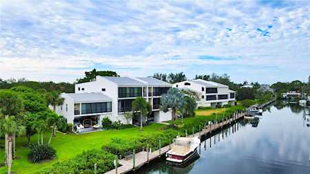 4104 128th St W #703 Cortez, FL 34215