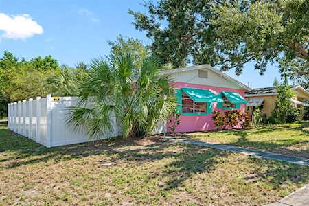 699 71st Ave N St. Petersburg, FL 33702