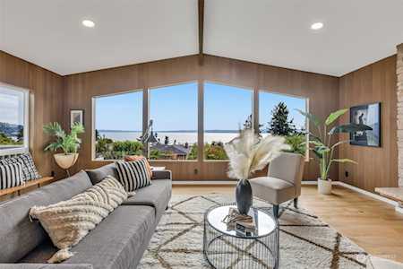 12137 Marine View Dr SW Burien, WA 98146