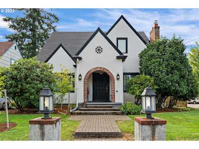 4225 NE 42nd AVE Portland, OR 97218