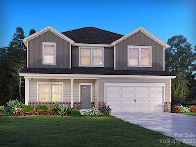 1610 Baymont Ct Stanley, NC 28164