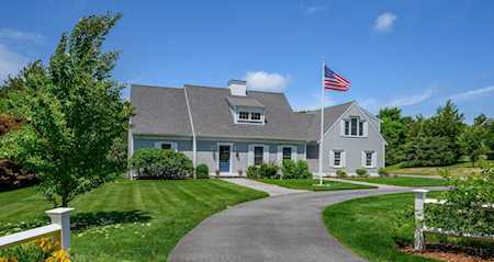 80 Old Kings Road Cotuit, MA 02635