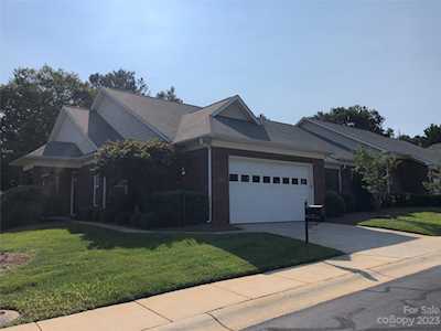 3724 Oak View Ct Matthews, NC 28105