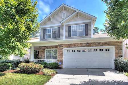 9716 Dominion Crest Dr Charlotte, NC 28269