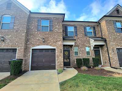 2838 Haversack Cir Murfreesboro, TN 37128