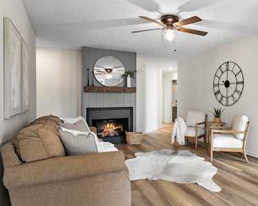 2424 Calico Ct Clarksville, TN 37042