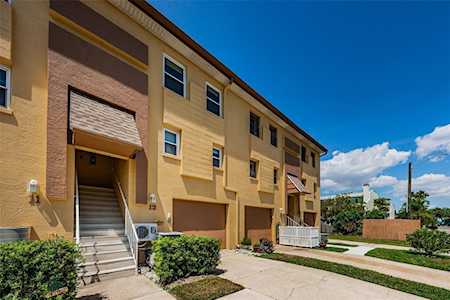 314 Windrush Blvd #12 Indian Rocks Beach, FL 33785