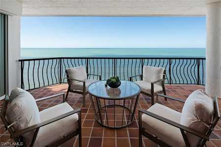 1221 N Gulf Shore Blvd #902 Naples, FL 34102