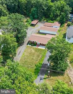 20470 Broad Run Dr Sterling, VA 20165