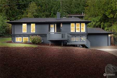 750 Highwood Dr SW Issaquah, WA 98027