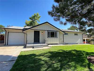 1761 Sherrelwood Dr Denver, CO 80221