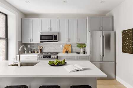39 Argyle Rd #1D Brooklyn, NY 11218