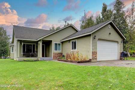 280 E Heather Way Wasilla, AK 99654
