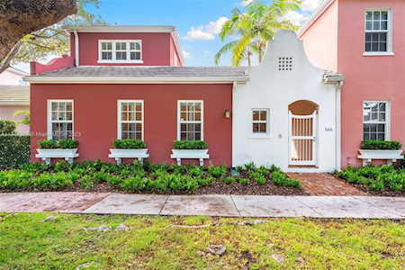 566 Loretto Ave #12 Coral Gables, FL 33146