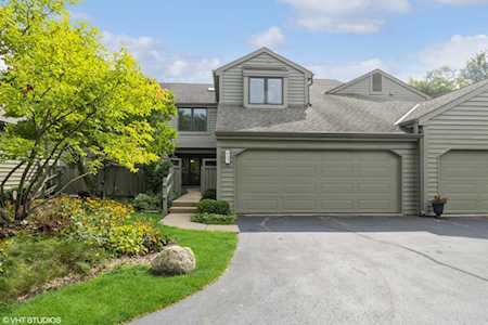 949 Shoreline Rd Lake Barrington, IL 60010