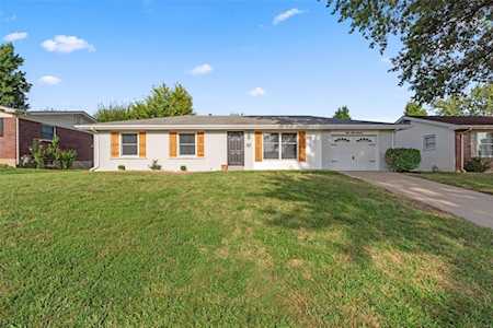617 Norma Dr St Charles, MO 63301