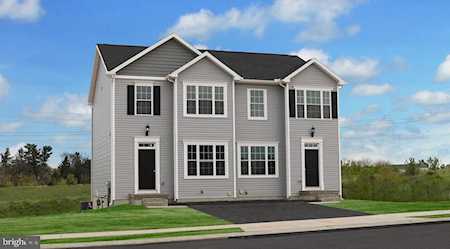 2670 Brownstone Dr Dover, PA 17315
