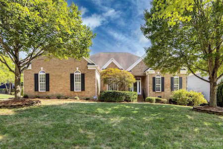 9622 Hillspring Dr Huntersville, NC 28078