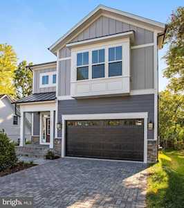 1305 N Tuckahoe St Arlington, VA 22205