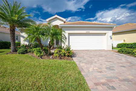 5329 Grand Cypress Blvd North Port, FL 34287