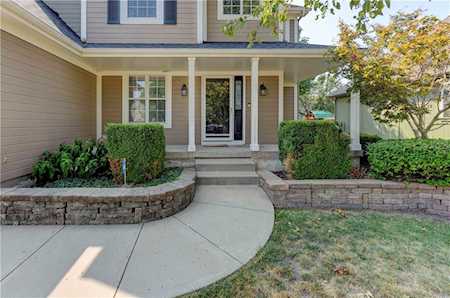 821 SE 11th Terrace Lee's Summit, MO 64081