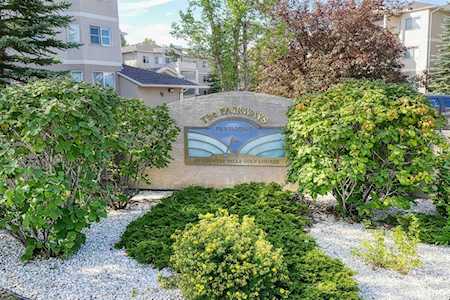 26 Country Hills View NW #311 Calgary, AB T3K 5A4