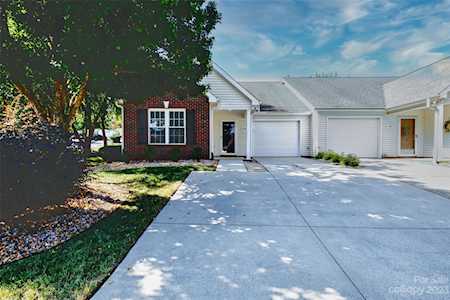 195 Oak Village Parkway Mooresville, NC 28117