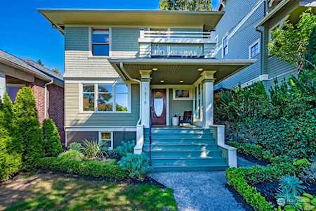 1818 8th Ave W Seattle, WA 98119