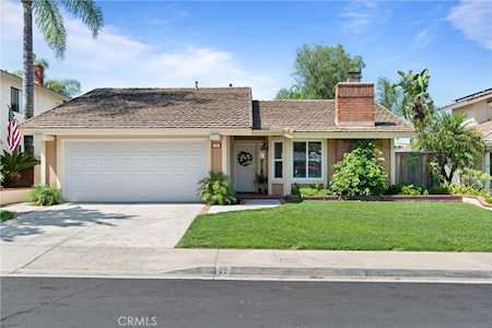 29 Calle Ranchera Rancho Santa Margarita, CA 92688