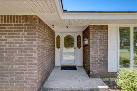 3917 Golden Oaks Drive Haltom City, TX 76117