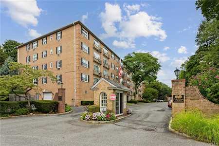 1 Consulate Dr #4K Tuckahoe, NY 10707