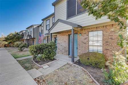 804 W Collins Street Denton, TX 76201