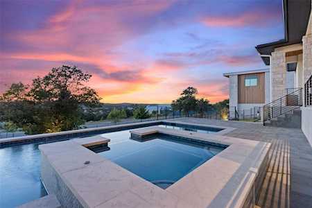 587 Vendemmia BND Lakeway, TX 78738