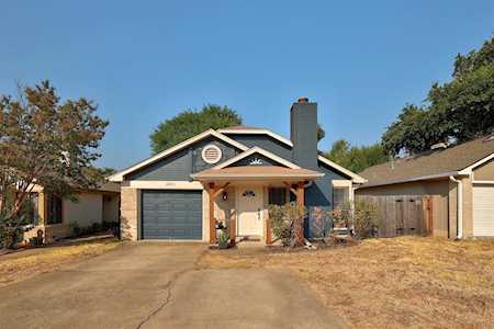 2413 Dowd LN Austin, TX 78728