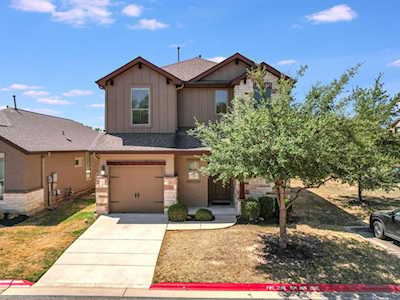 7233 Menchaca RD #30 Austin, TX 78745