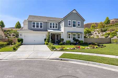 19018 Chestnut Glen Ct Canyon Country, CA 91387