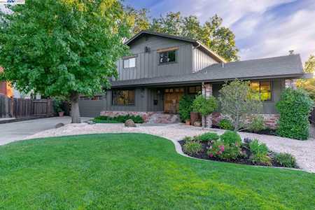 1031 Kottinger Dr Pleasanton, CA 94566