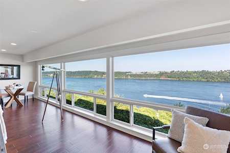 802 30th St NW #4-C Gig Harbor, WA 98335