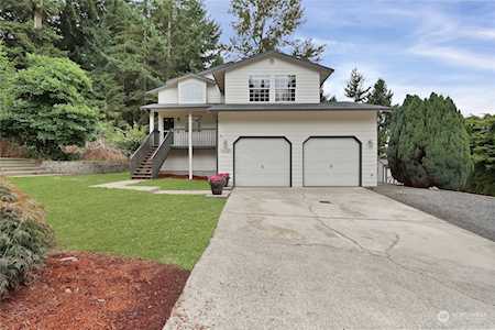 16220 39th Street Ct E Lake Tapps, WA 98391