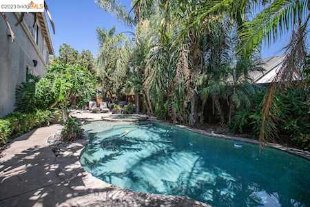 2040 Fitzgerald Brentwood, CA 94513