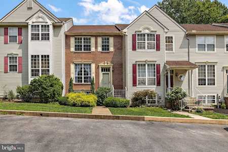 467 Woodstock Ln Wilmington, DE 19808