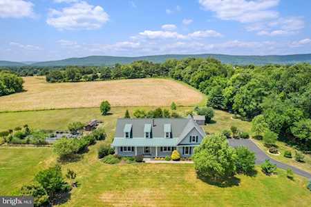 38623 Rickard Rd Lovettsville, VA 20180