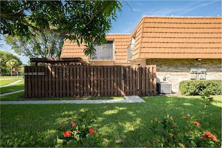 4084 Forest Hill Dr #4084 Cooper City, FL 33026