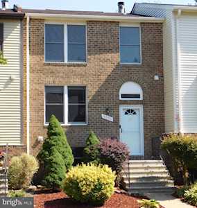 5306 Admiralty Ct Alexandria, VA 22315
