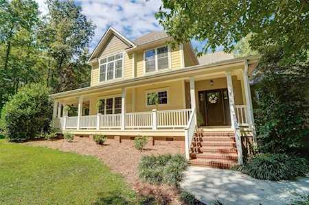 1275 Mooreland Wood Dr Lancaster, SC 29720