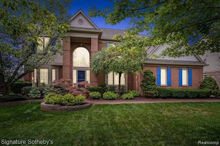 1934 Stonebridge Way Canton Twp, MI 48188