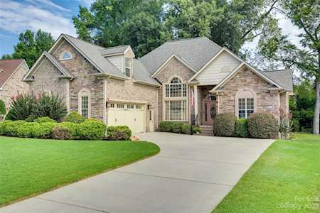 4227 Lois Ln Indian Land, SC 29707
